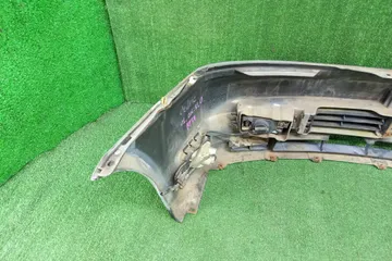 БАМПЕР НА NISSAN CEDRIC HY34