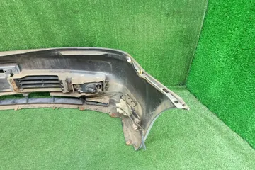 БАМПЕР НА NISSAN CEDRIC HY34