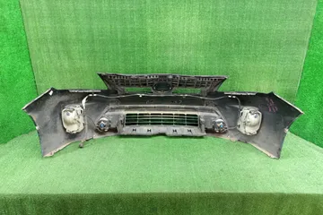 БАМПЕР НА TOYOTA PRIUS ZVW30