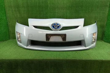 БАМПЕР НА TOYOTA PRIUS ZVW30