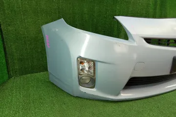 БАМПЕР НА TOYOTA PRIUS ZVW30