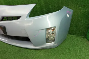 БАМПЕР НА TOYOTA PRIUS ZVW30