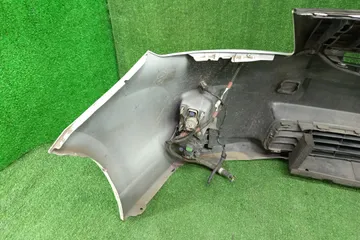 БАМПЕР НА TOYOTA PRIUS ZVW30