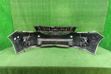 БАМПЕР НА TOYOTA PRIUS ZVW30