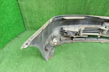 БАМПЕР НА NISSAN CEDRIC HY34