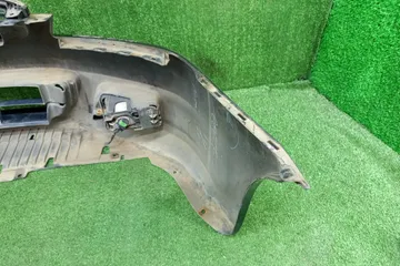 БАМПЕР НА HONDA INSPIRE UC1