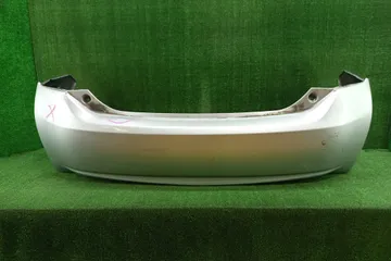 БАМПЕР НА TOYOTA PRIUS ZVW30