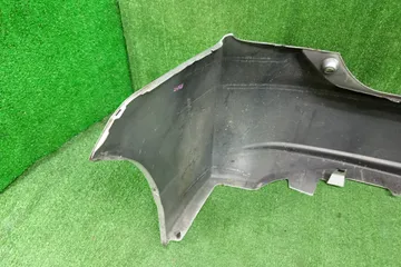 БАМПЕР НА TOYOTA PRIUS ZVW30