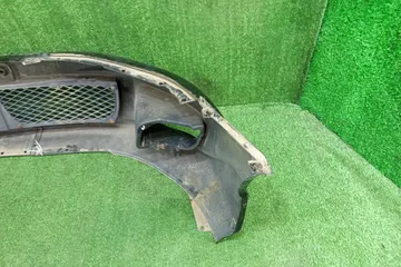 БАМПЕР НА MITSUBISHI GALANT EC5A