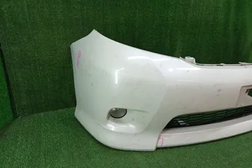 БАМПЕР НА TOYOTA ISIS ZGM10G