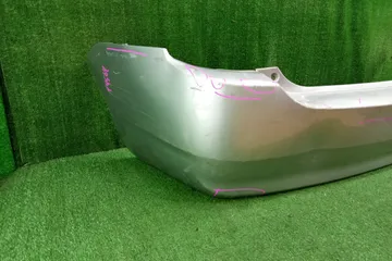 БАМПЕР НА TOYOTA PRIUS NHW20