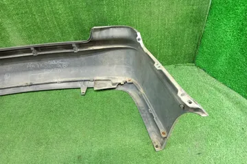 БАМПЕР НА TOYOTA VISTA SV50