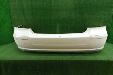 БАМПЕР НА TOYOTA AVENSIS AZT250