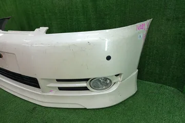 БАМПЕР НА TOYOTA IPSUM ACM21W