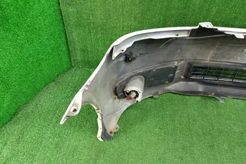 БАМПЕР НА TOYOTA IPSUM ACM21W