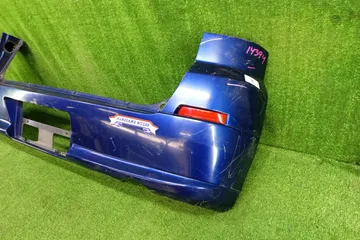 БАМПЕР НА NISSAN LIBERTY RM12