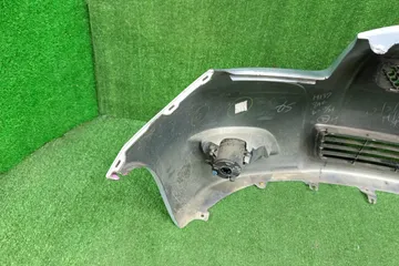 БАМПЕР НА TOYOTA VITZ SCP90
