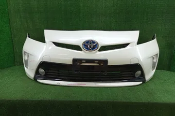 БАМПЕР НА TOYOTA PRIUS ZVW30