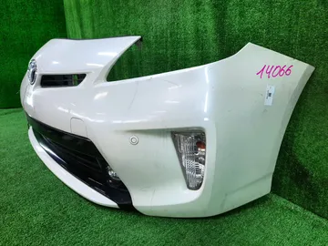 БАМПЕР НА TOYOTA PRIUS ZVW30