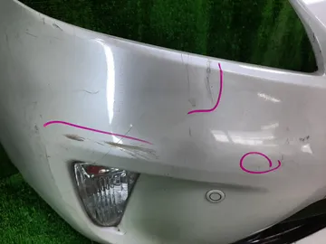 БАМПЕР НА TOYOTA PRIUS ZVW30