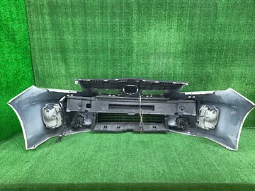 БАМПЕР НА TOYOTA PRIUS ZVW30