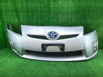 БАМПЕР НА TOYOTA PRIUS ZVW30