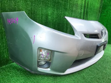БАМПЕР НА TOYOTA PRIUS ZVW30