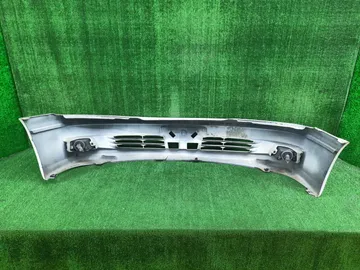 БАМПЕР НА TOYOTA VISTA SV50
