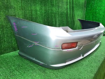 БАМПЕР НА HONDA STREAM RN1