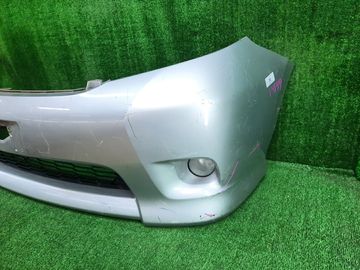 БАМПЕР НА TOYOTA ISIS ZGM10G