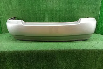 БАМПЕР НА TOYOTA COROLLA NZE121