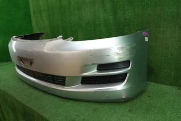 БАМПЕР НА TOYOTA IPSUM ACM21W