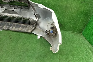 БАМПЕР НА TOYOTA AQUA NHP10