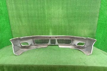 БАМПЕР НА MITSUBISHI LEGNUM EC3W