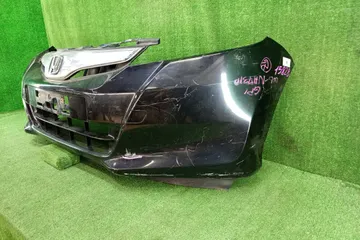 БАМПЕР НА HONDA FIT GP1
