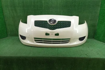 БАМПЕР НА TOYOTA VITZ SCP90