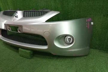 БАМПЕР НА MITSUBISHI GRANDIS NA4W