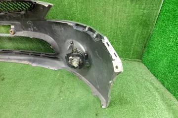 БАМПЕР НА MITSUBISHI GRANDIS NA4W