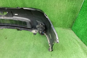 БАМПЕР НА TOYOTA ISIS ZGM10G