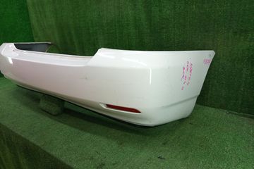 БАМПЕР НА TOYOTA COROLLA NZE121