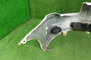 БАМПЕР НА TOYOTA COROLLA  AXIO NZE141