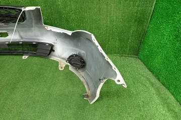 БАМПЕР НА TOYOTA COROLLA  AXIO NZE141