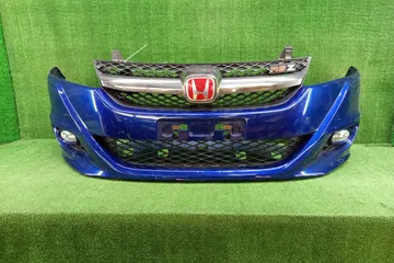 БАМПЕР НА HONDA STREAM RN6