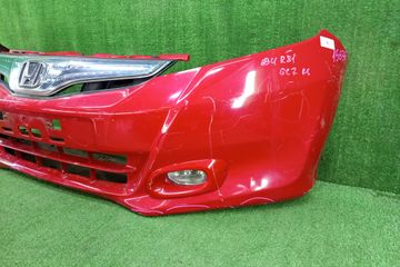 БАМПЕР НА HONDA FIT GP1