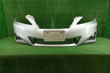 БАМПЕР НА LEXUS IS250 GSE25