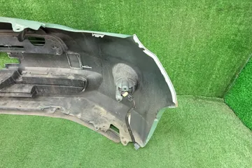 БАМПЕР НА TOYOTA PASSO KGC30