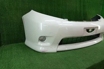 БАМПЕР НА TOYOTA ISIS ZGM10G