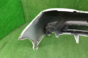 БАМПЕР НА TOYOTA ISIS ZGM10G