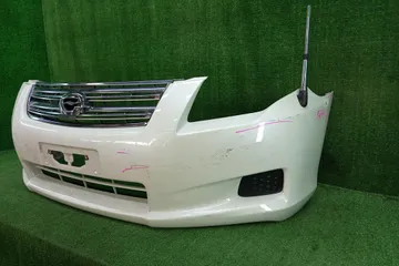 БАМПЕР НА TOYOTA COROLLA  AXIO NZE141