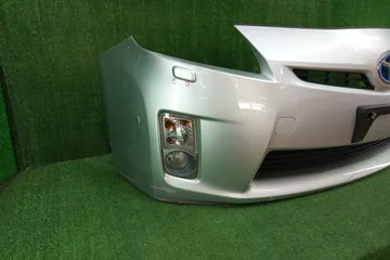 БАМПЕР НА TOYOTA PRIUS ZVW30